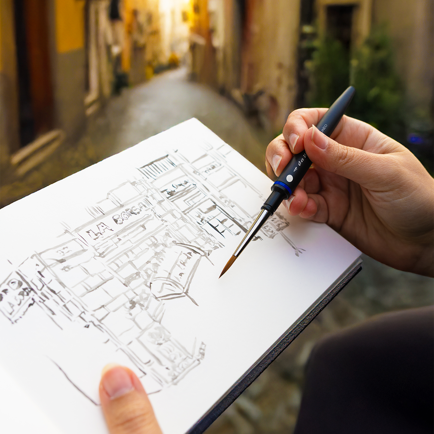 New da Vinci GO Brushes: Professional Brushes Made for Artists on the Move