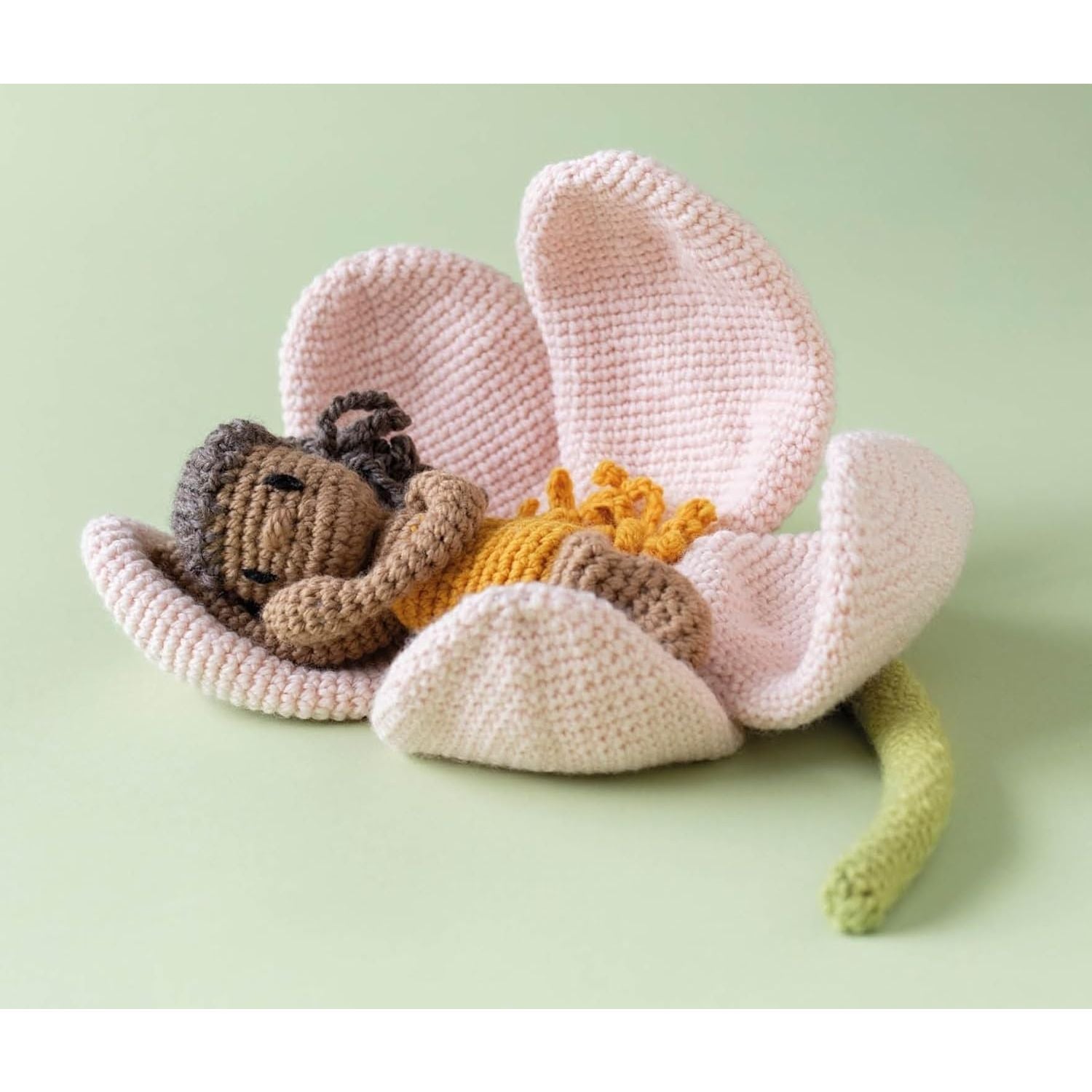 CROCHET FAIRYTALES COTTAGE STORIES