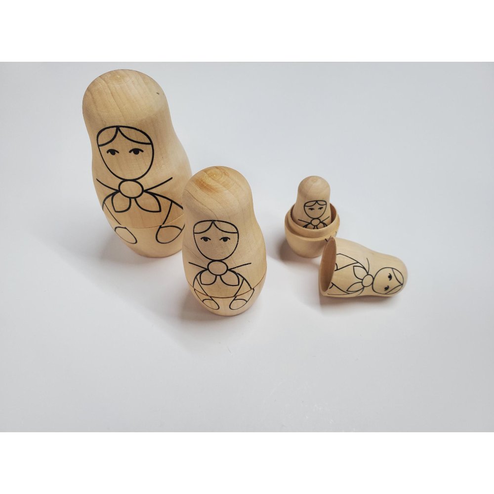 WOODEN NESTING DOLLS SET OF 5